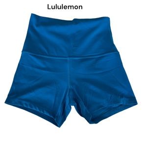 🚨SOLD🚨LULULEMON ALIGN Super High rise shorts